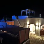 Milos Complex Dom wakacyjny Pefki