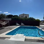 Milos Complex Dom wakacyjny Pefki