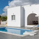 Milos Complex * Pefki