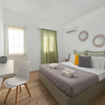 بيت للعطل Milos Complex *