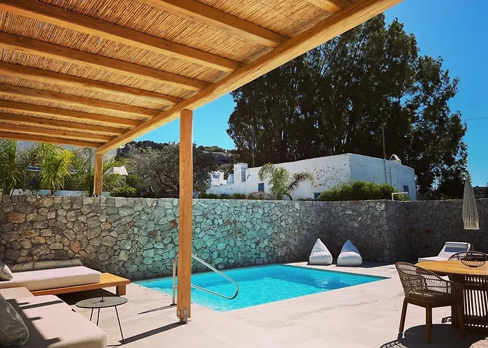 Milos Complex Holiday home Pefki (Rhodes)