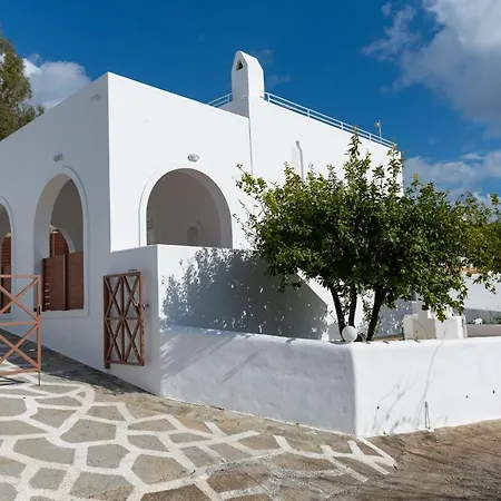 Milos Complex Tatil Evi *