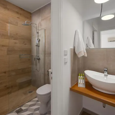 Milos Complex Feriehus Pefki