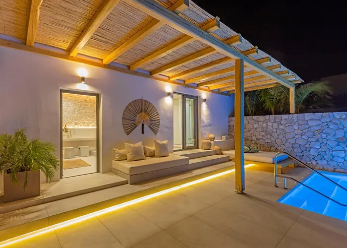 Milos Complex Case de vacanță *