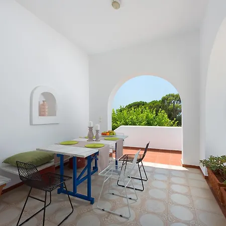 Milos Complex Vakantiehuis *