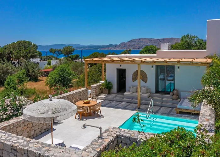 Milos Complex * Pefki